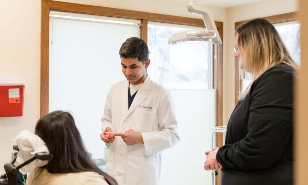 Home From College With Wisdom Tooth Pain? Why Summer Is a Smart Time for an Oral Surgery Evaluation